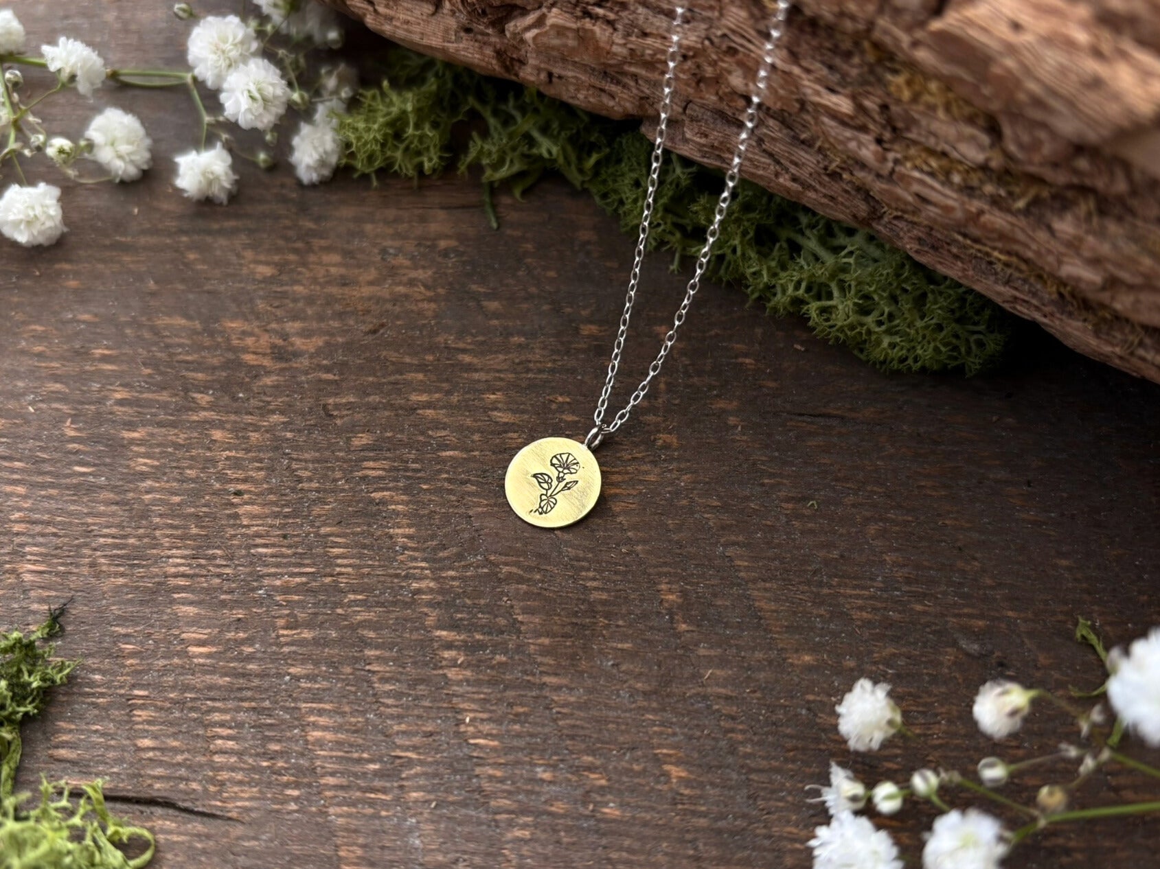 Gold birth flower necklace with a floral pendant, September birthday - Morning Glory