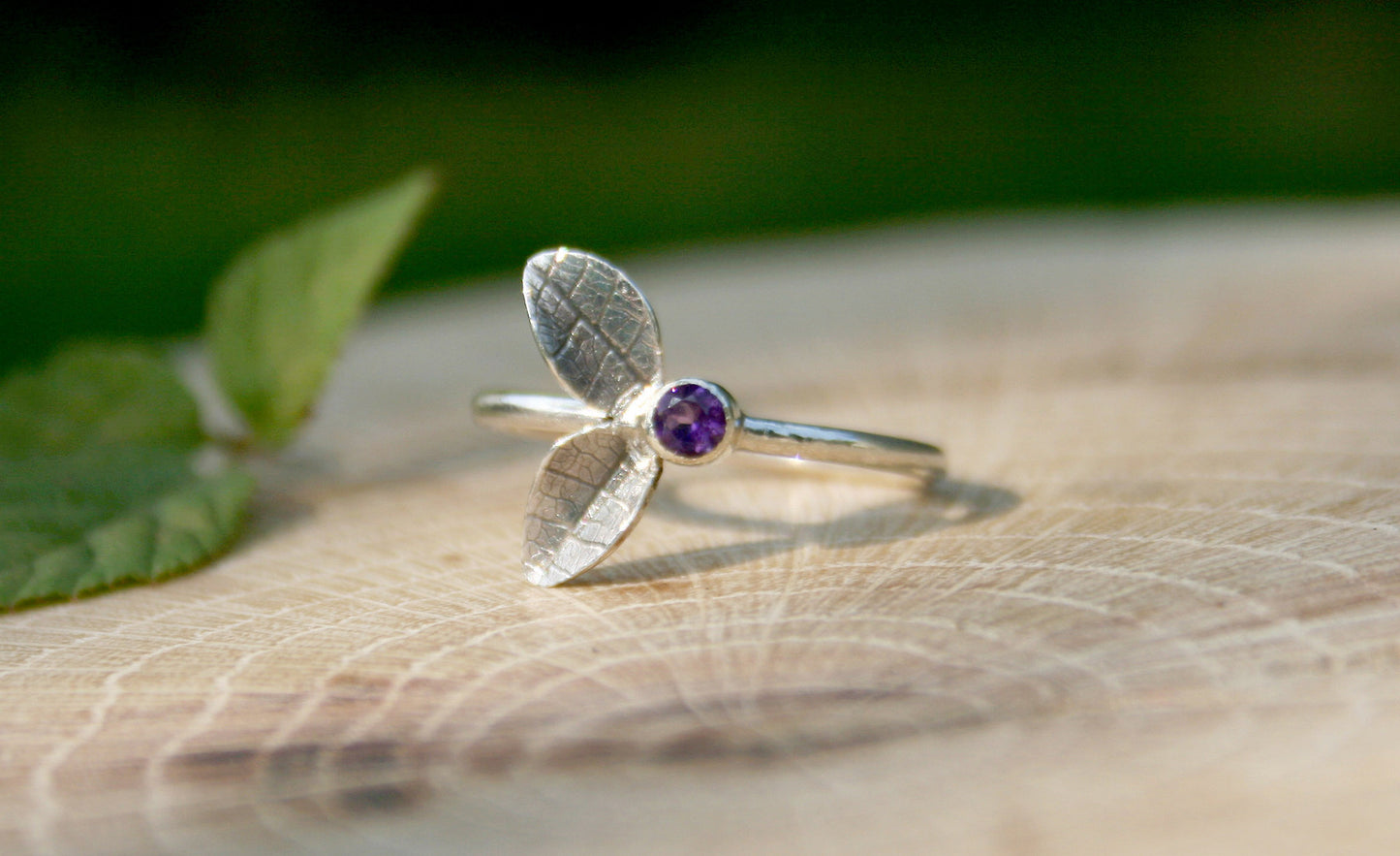 Silver Twin Leaf Ring with Amethyst - Curious Magpie Jewellery - 3