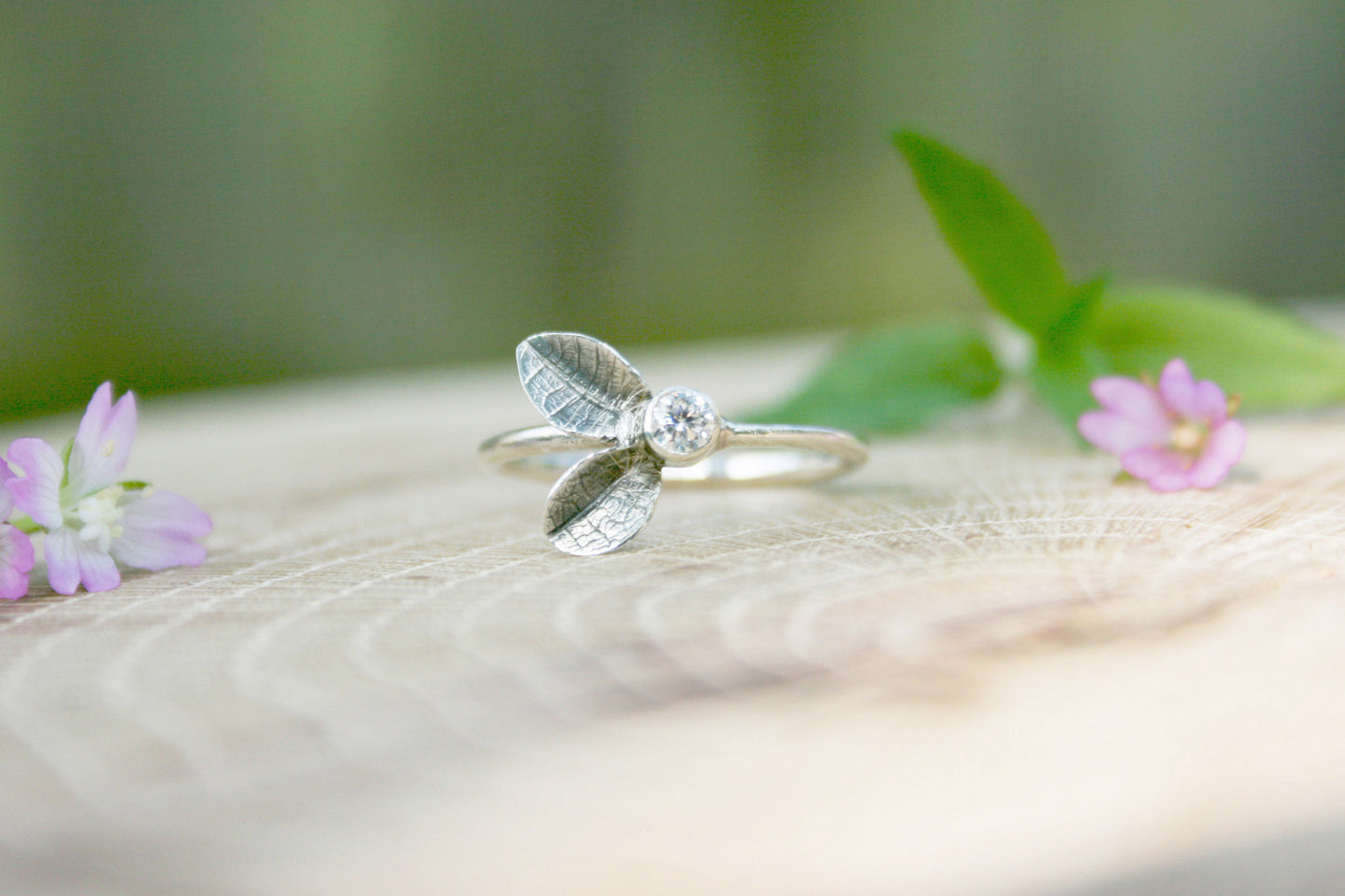 Stone set Twin Leaf Ring